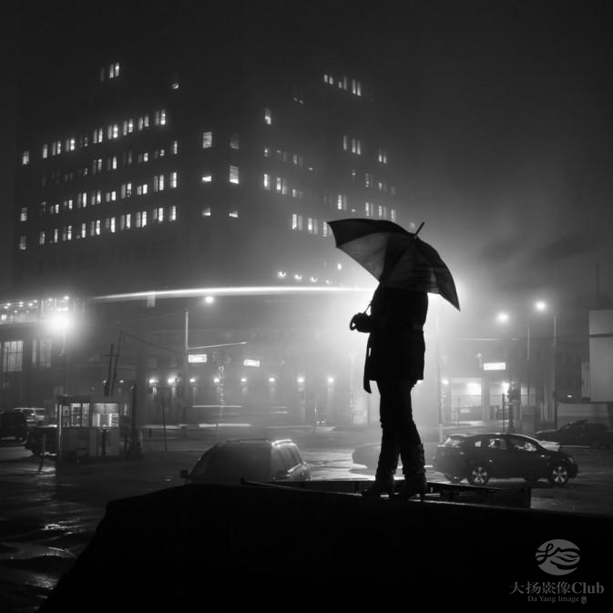 孤独的城市剪影